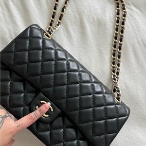 Black Jumbo Quilted Leather Chain Bag Sheepskin